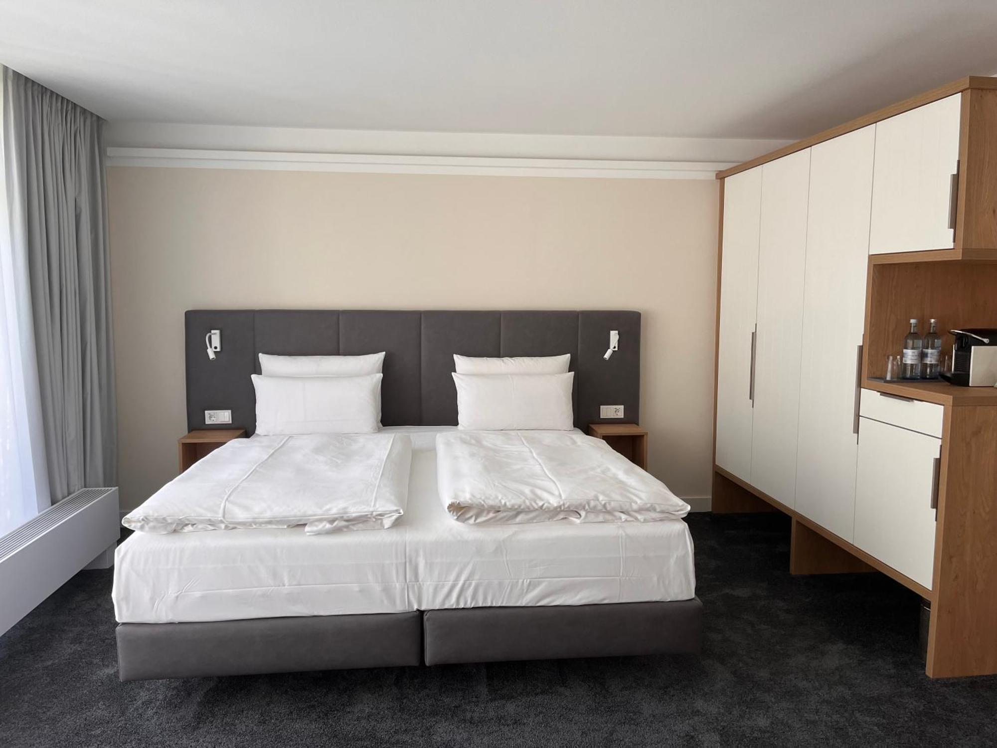 Strandhotel Fischland Dierhagen Bagian luar foto
